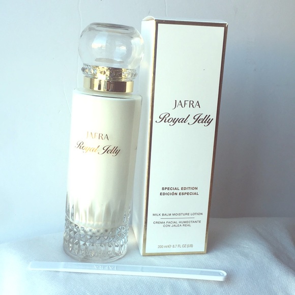 JAFRA Skincare Royal Jelly Milk Balm Moisture Crema Humectante